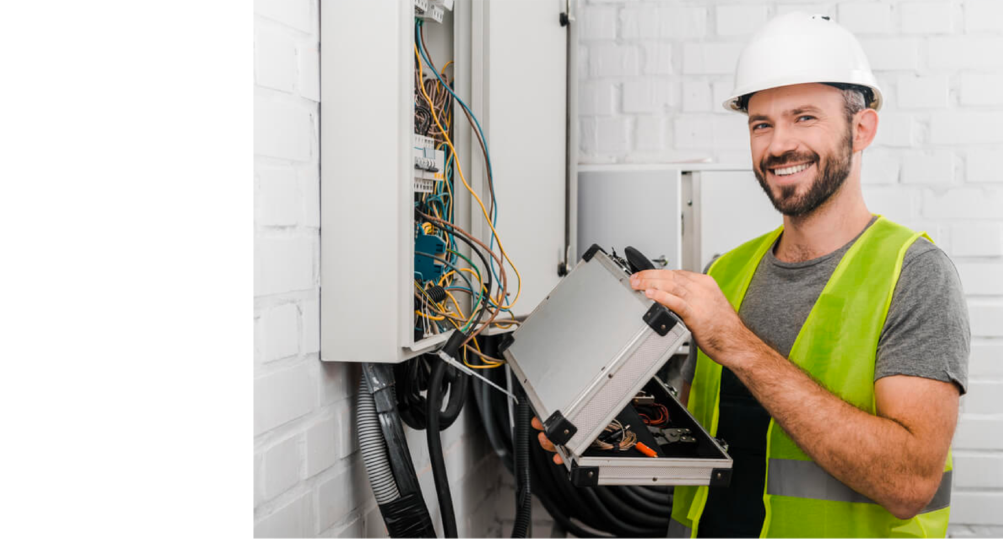 Électricien en intervention